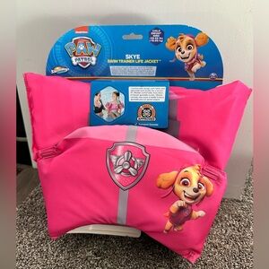 SwimWays Nickelodeon Paw Patrol Learn-to-Swim USCG App. Kids Life Jacket, Skye